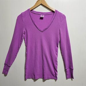 PINK Victoria's Secret Purple V-Neck Long Sleeve T-Shirt Women's Medium